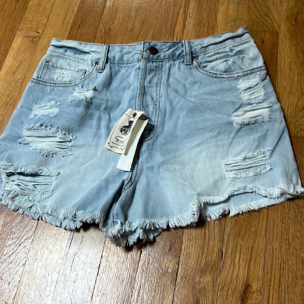 NWT Easel Women’s Blue Jean Shorts Size 27